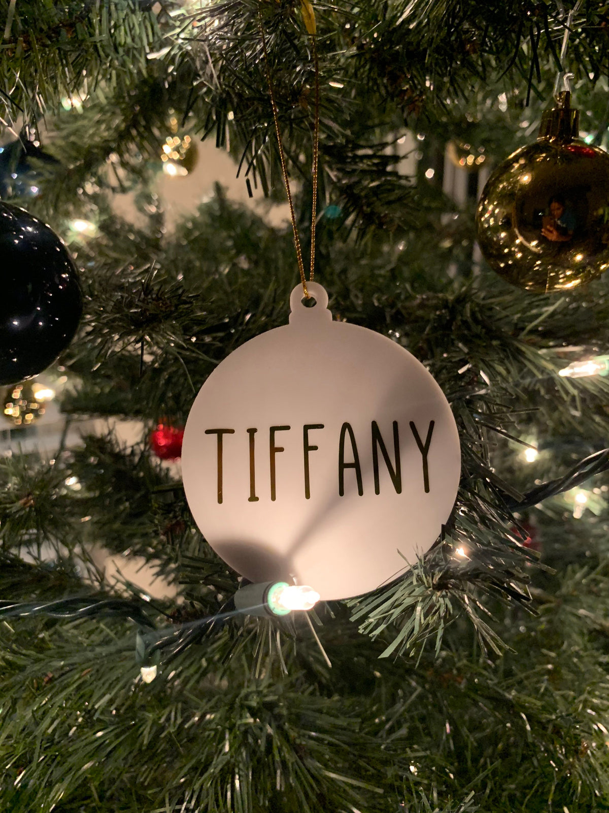 Personalized Acrylic Christmas Ornament: Family Name Holiday Decoration